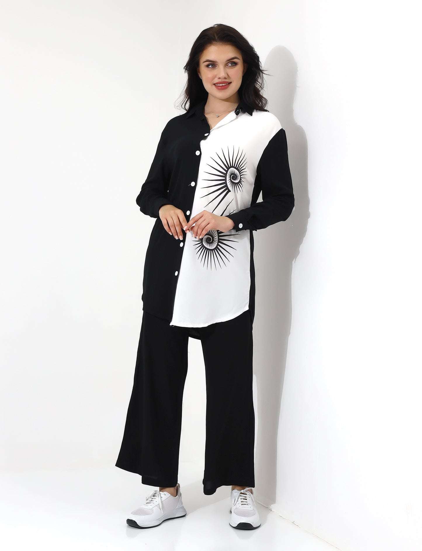 Black and White Abstract Print Long Shirt and Wide-Leg Pants Set