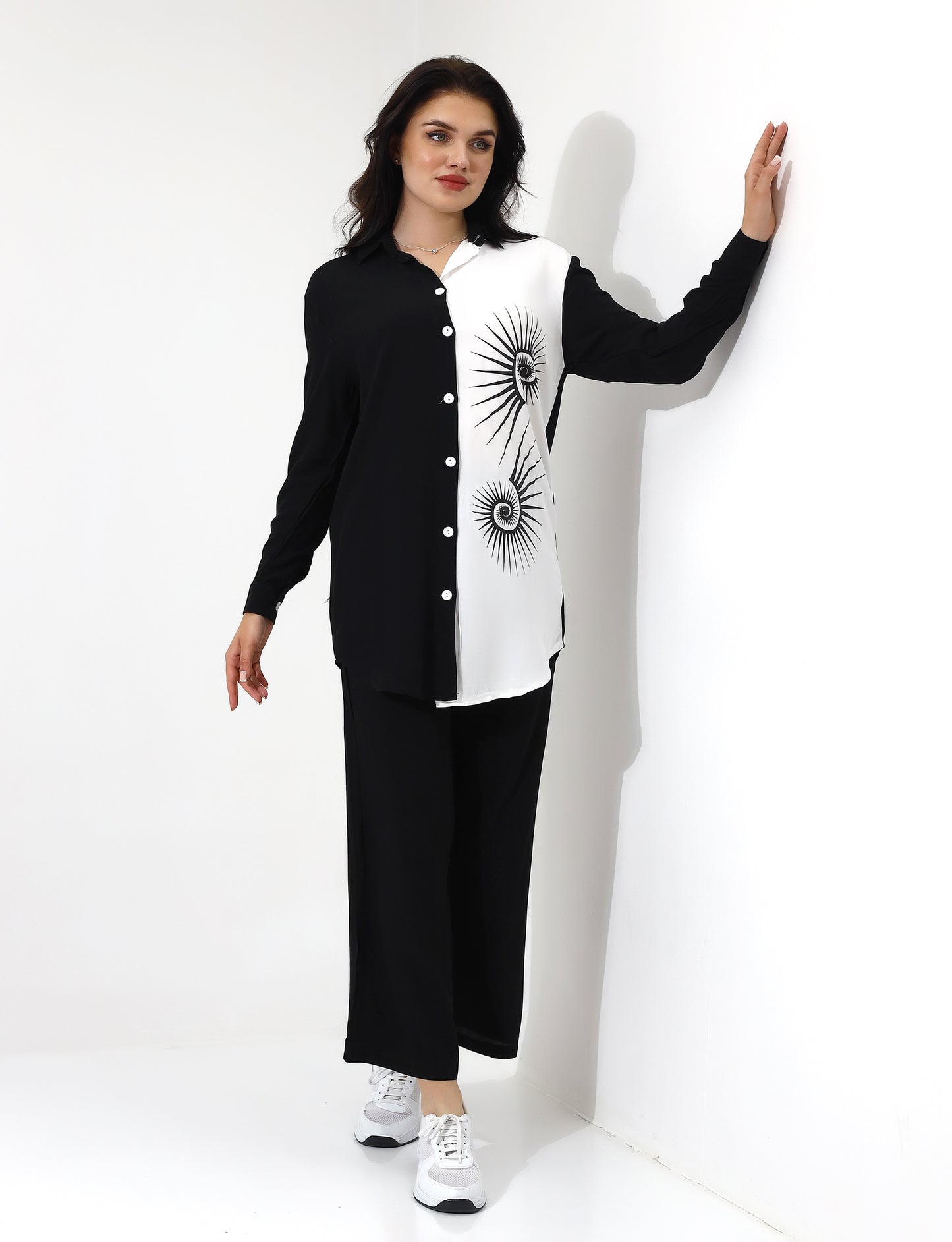 Black and White Abstract Print Long Shirt and Wide-Leg Pants Set