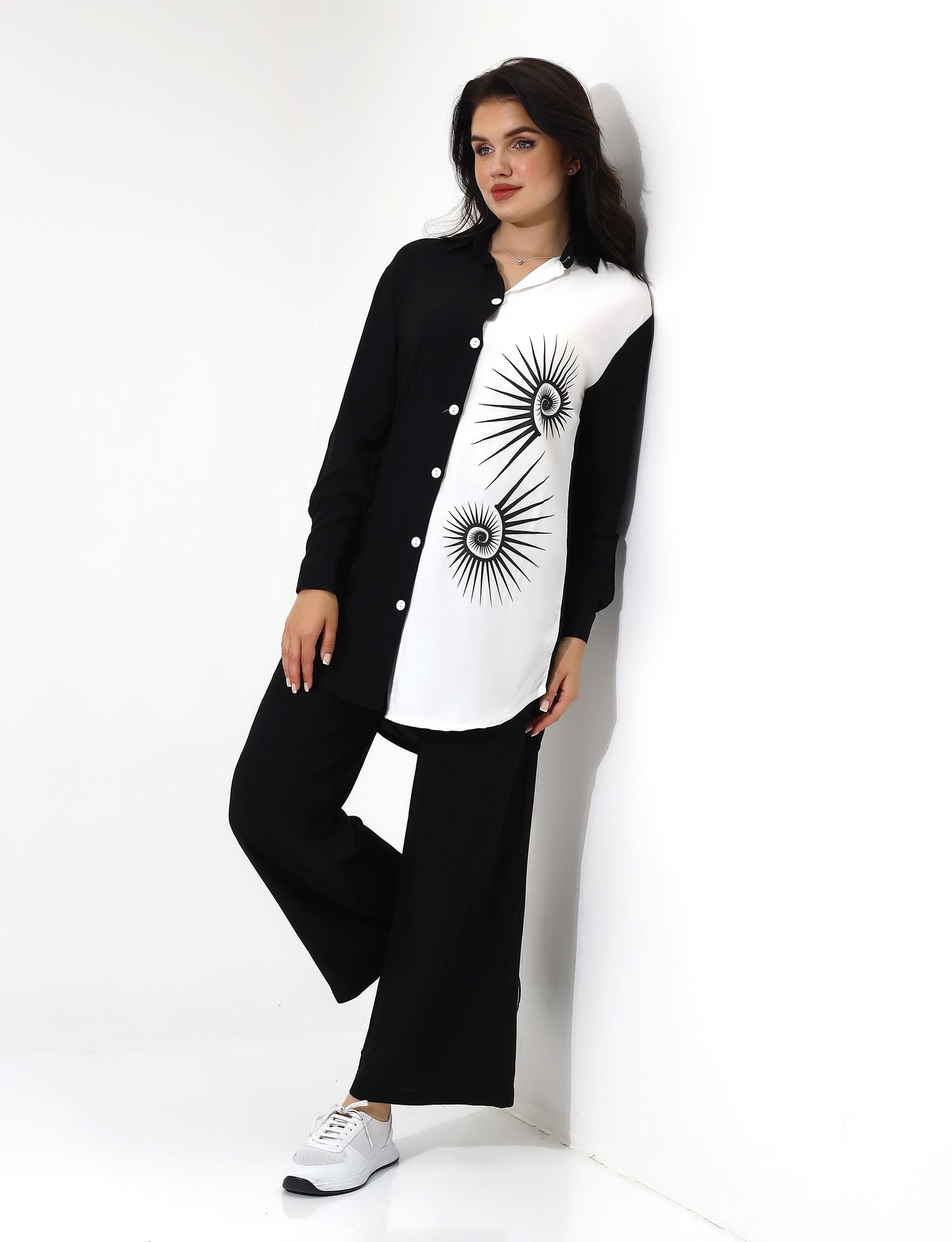 Black and White Abstract Print Long Shirt and Wide-Leg Pants Set
