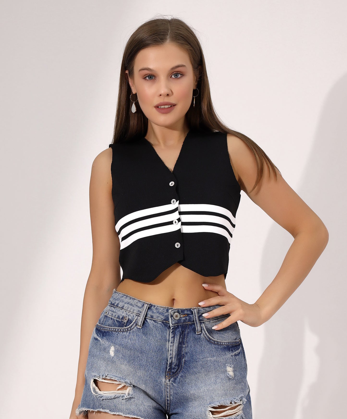 Black Sleeveless Ribbed Crop Top