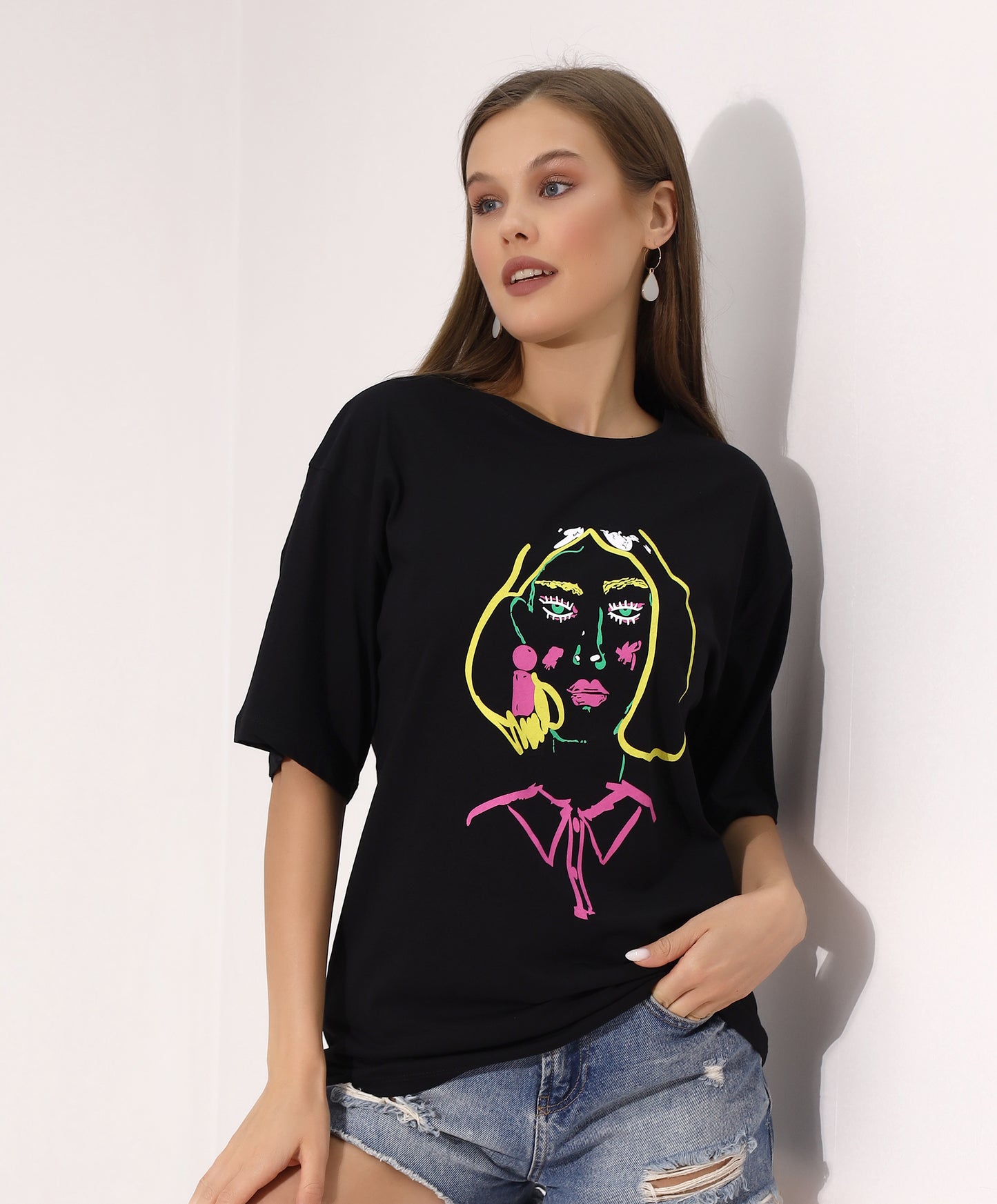 Modern Art Face Print Tee