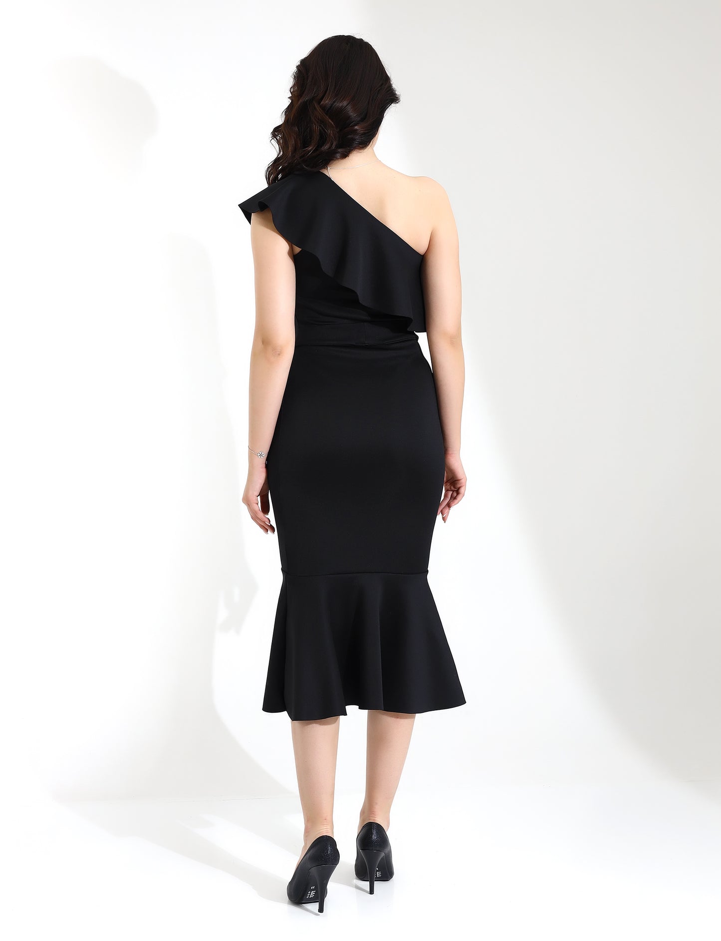 Elegant Black One-Shoulder Midi Dress with Flared Hem
