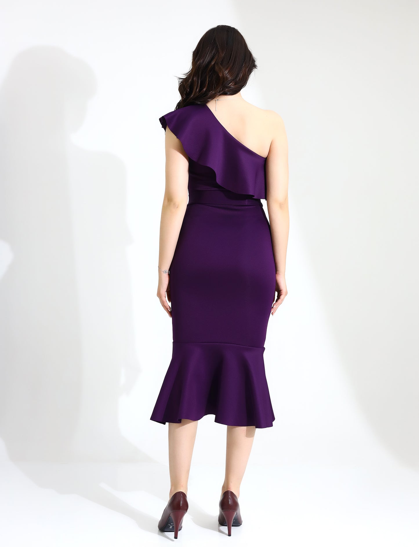 Elegant One-Shoulder Purple Ruffle Midi Dress