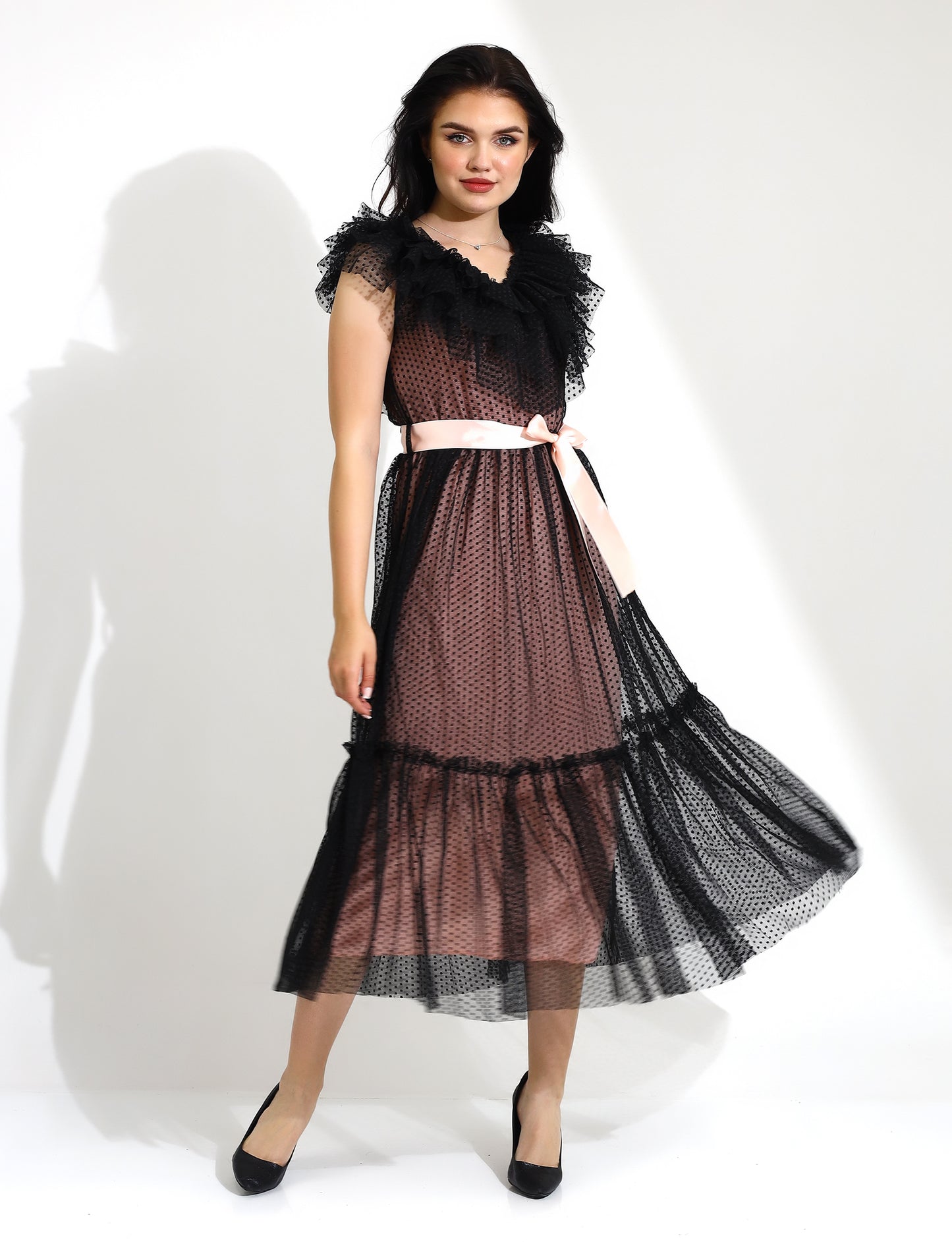 Elegant Ruffled Sleeveless Polka Dot Midi Dress with Sash Belt