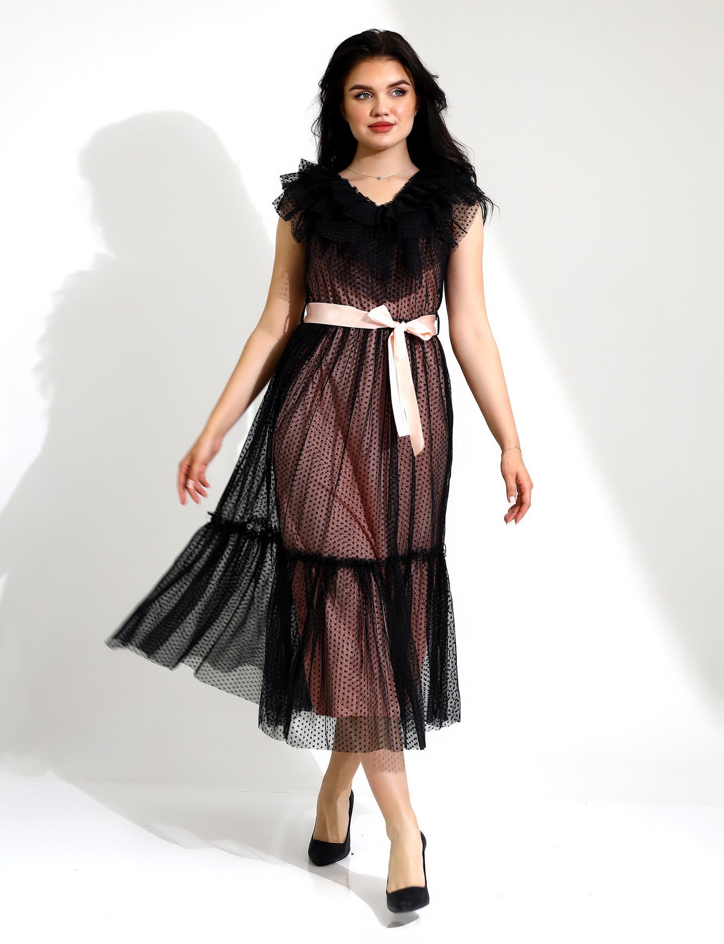 Elegant Ruffled Sleeveless Polka Dot Midi Dress with Sash Belt