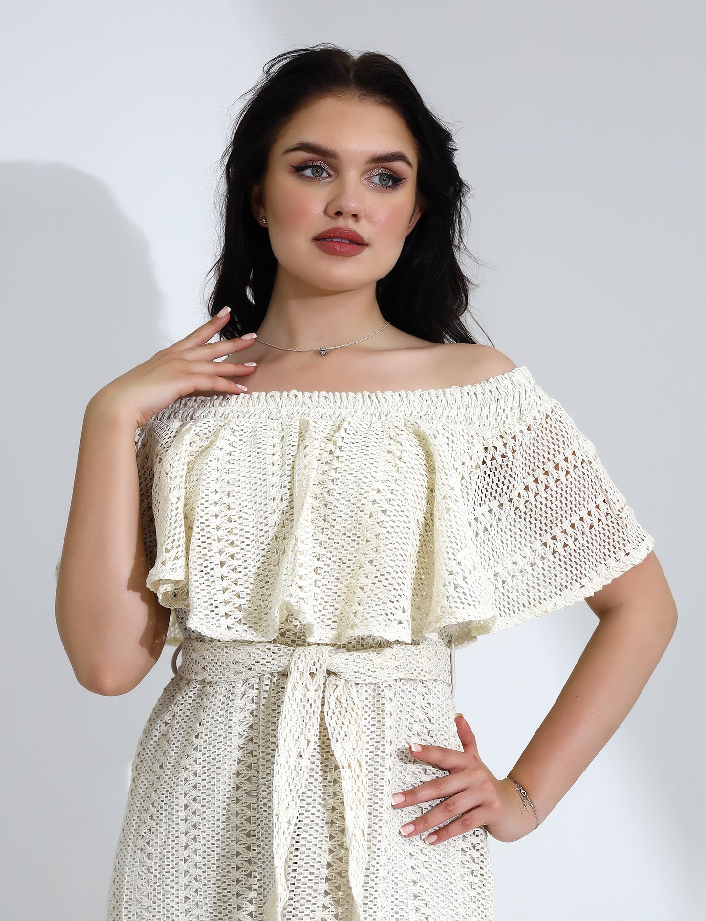 Elegant Off-Shoulder Maxi Dress