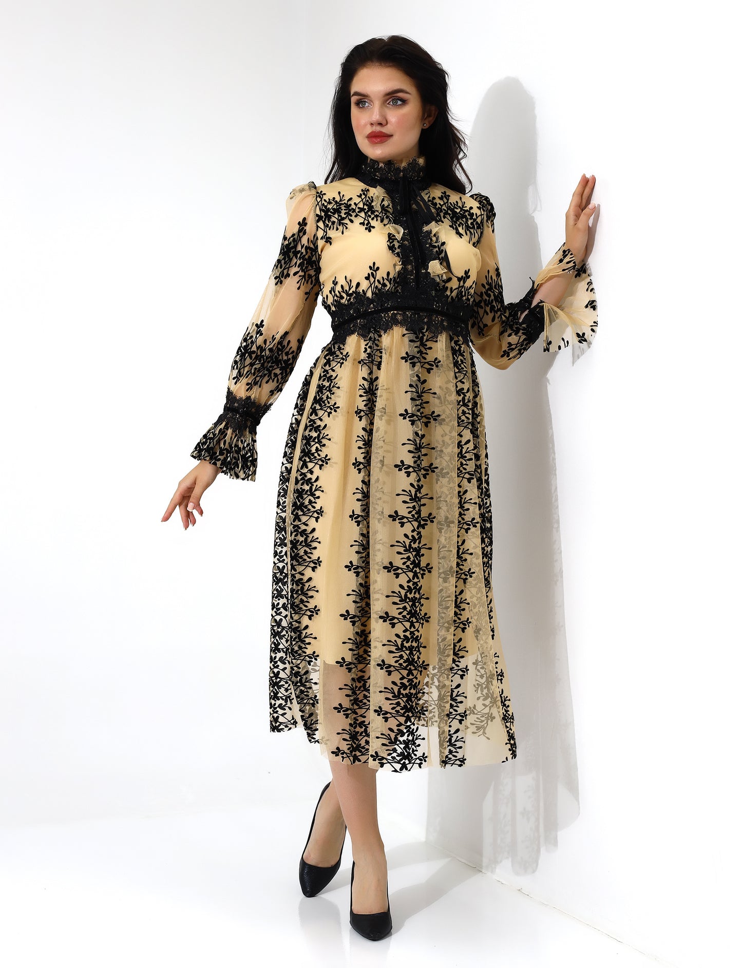 Elegant Floral Lace Overlay Dress