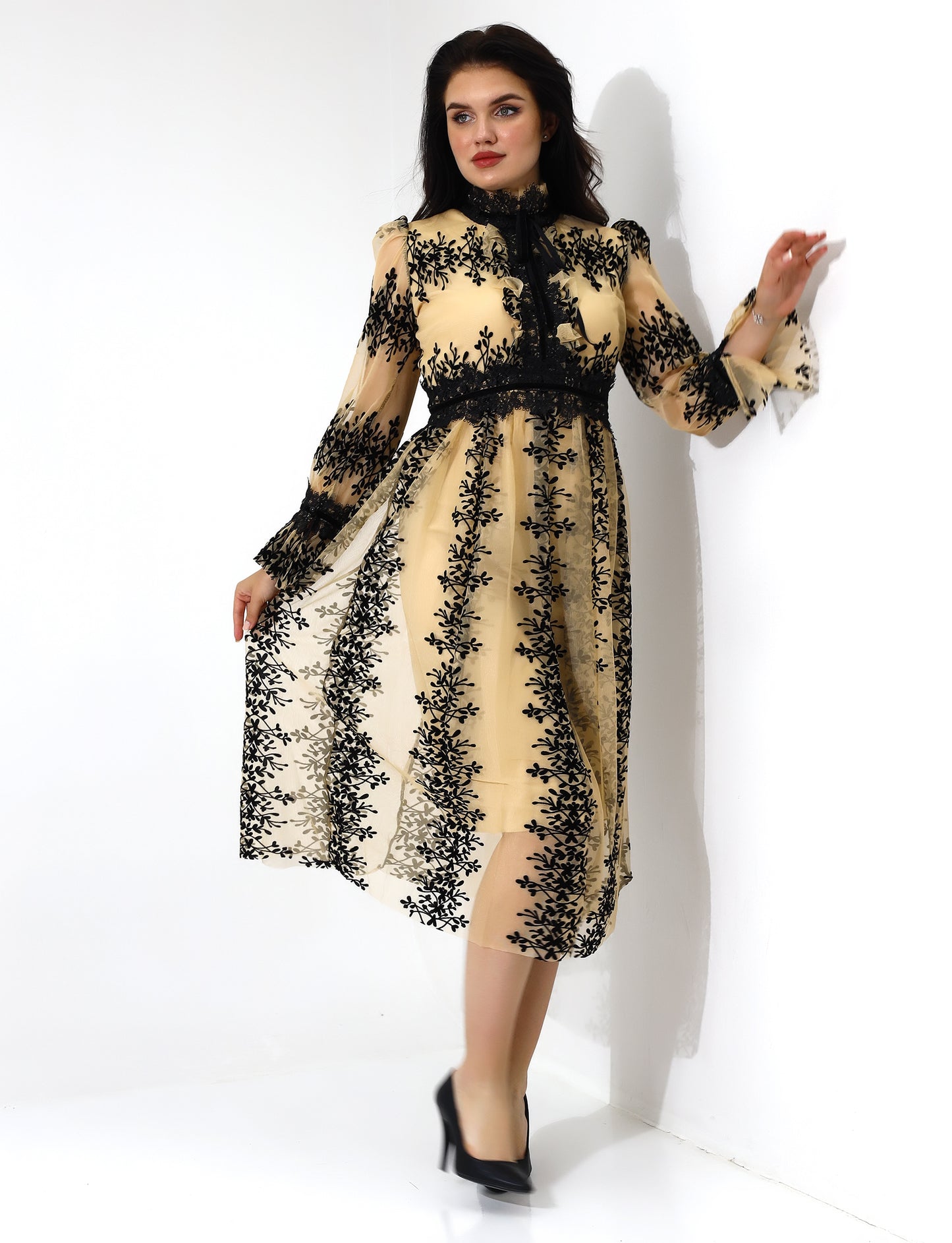 Elegant Floral Lace Overlay Dress