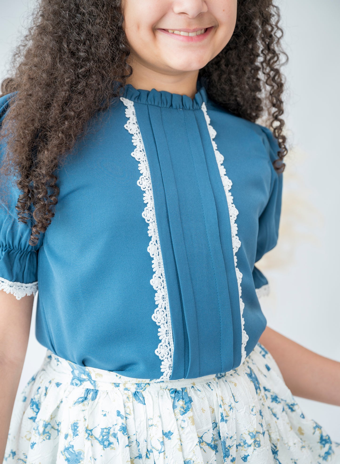 Blue Blossom Lace Trim Set